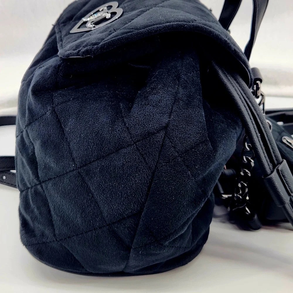 Juicy Couture Quilted Velour 2-n-1 Backpack Liquorice Black Heart Logo 11JCDS8MX